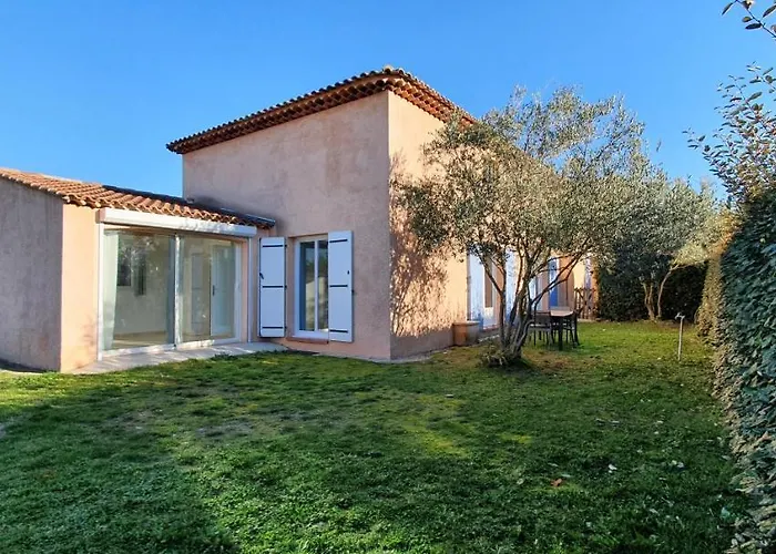 Maison Calme Et Renovee \