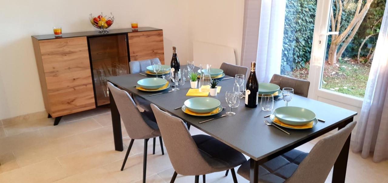 Holiday home Maison Calme Et Renovee 
