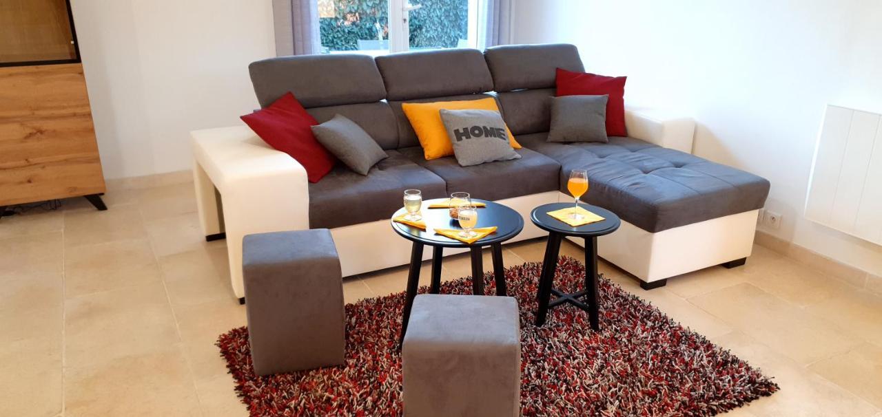 Holiday home Maison Calme Et Renovee 